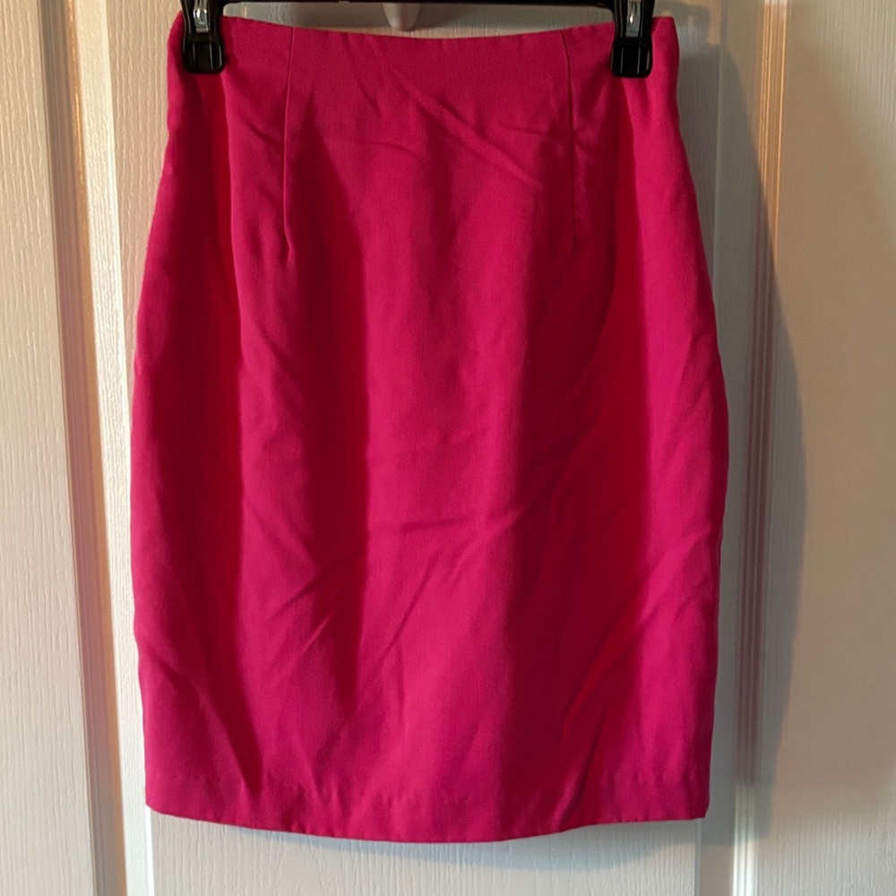 Elegant Pink Pencil Skirt for Women